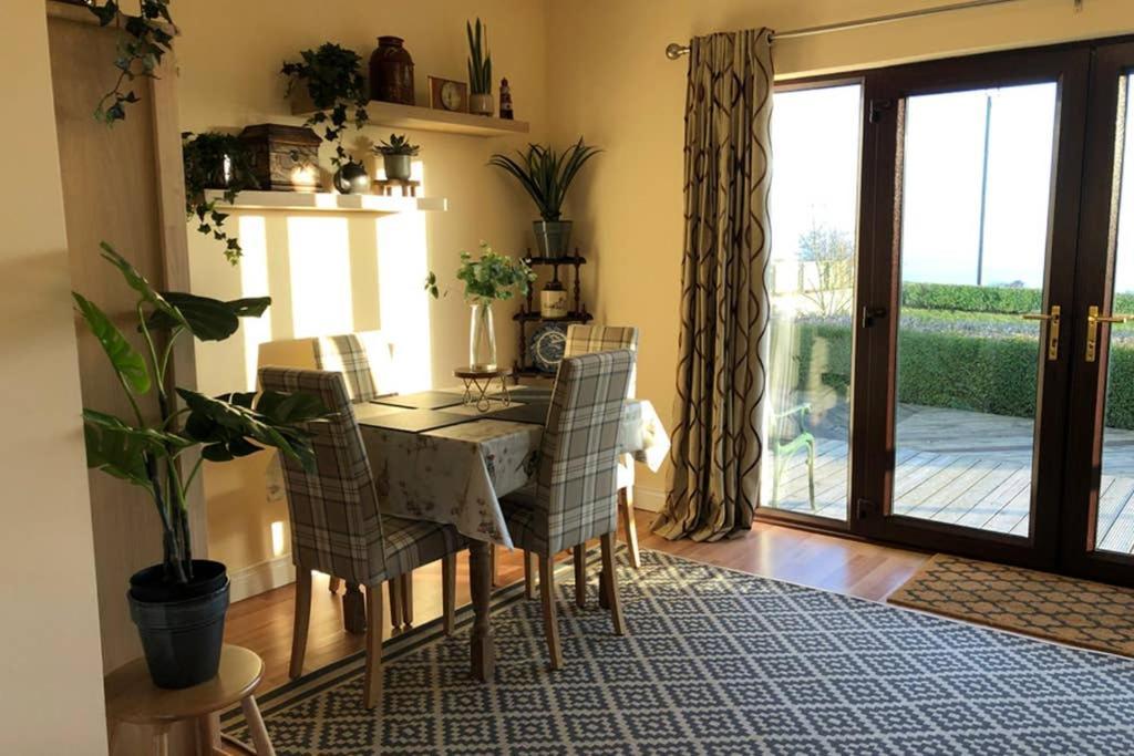 Whitehead Holiday Cottage